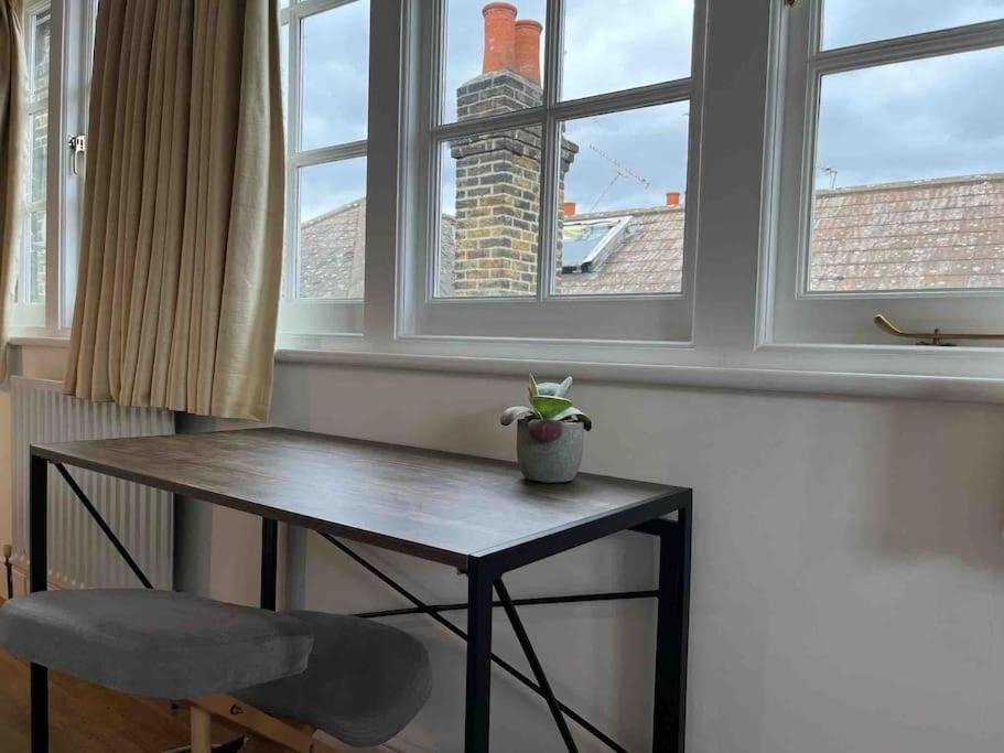 Cb53 Tower Bridge Townhouse 2 Bathrooms & Free Parking 런던 외부 사진